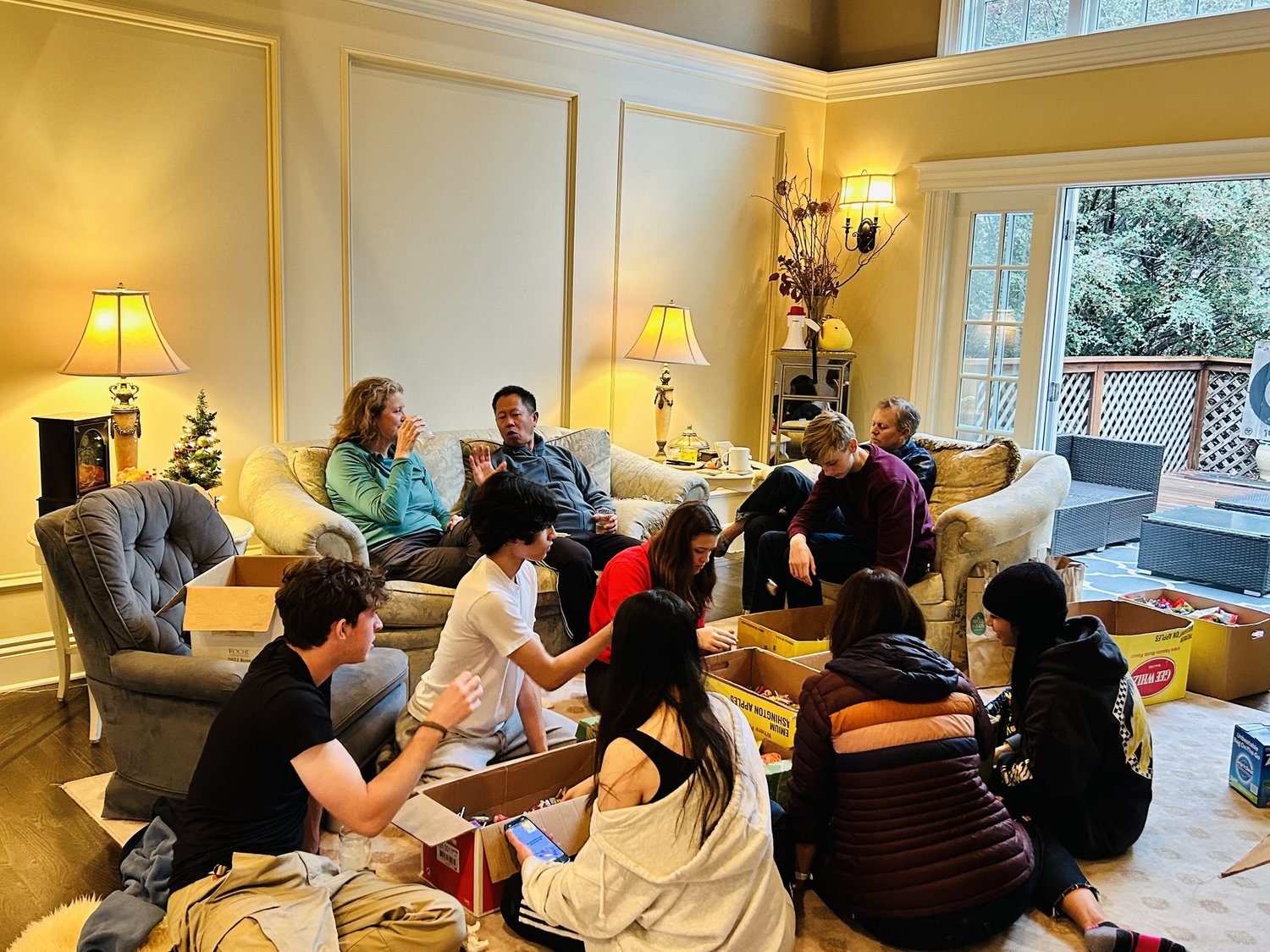 Halloween candy sorting event — photo 7