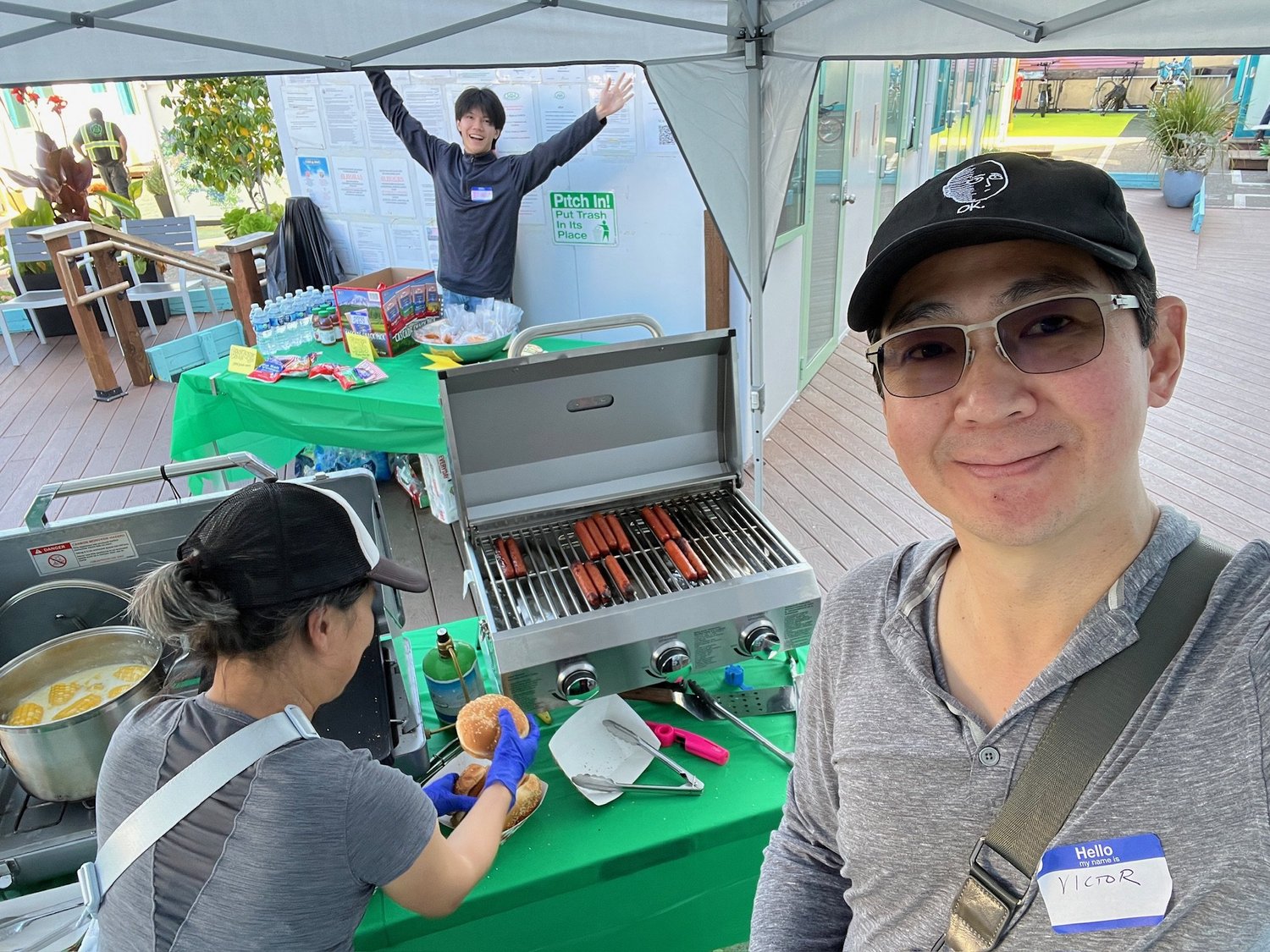 Brought the joy of a Fall Barbeque to homeless in San Francisco — photo 4