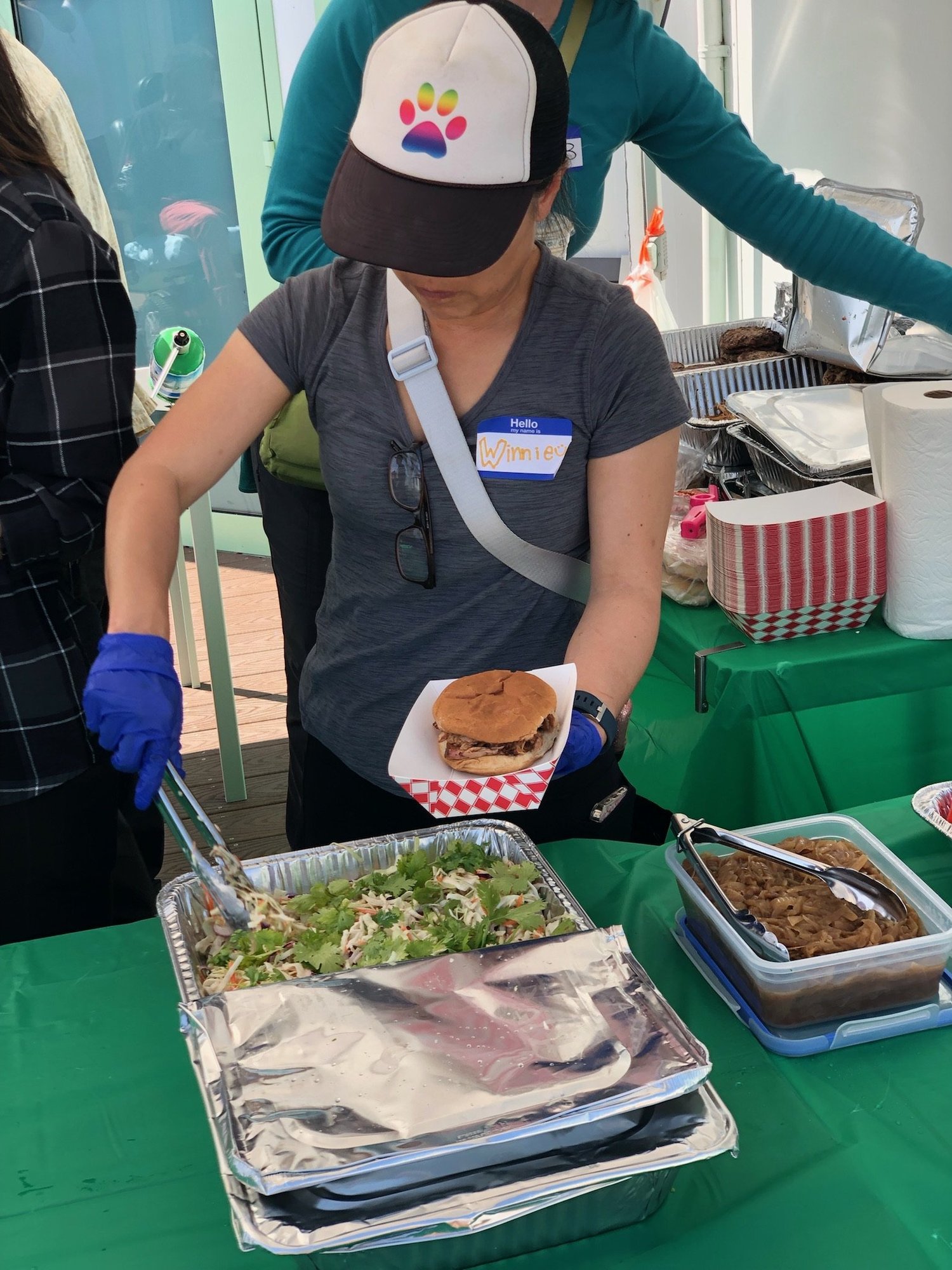 Brought the joy of a Fall Barbeque to homeless in San Francisco — photo 10