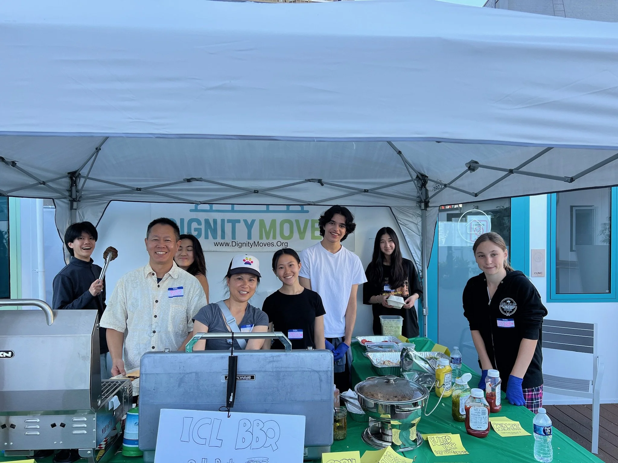 Brought the joy of a Fall Barbeque to homeless in San Francisco — photo 12